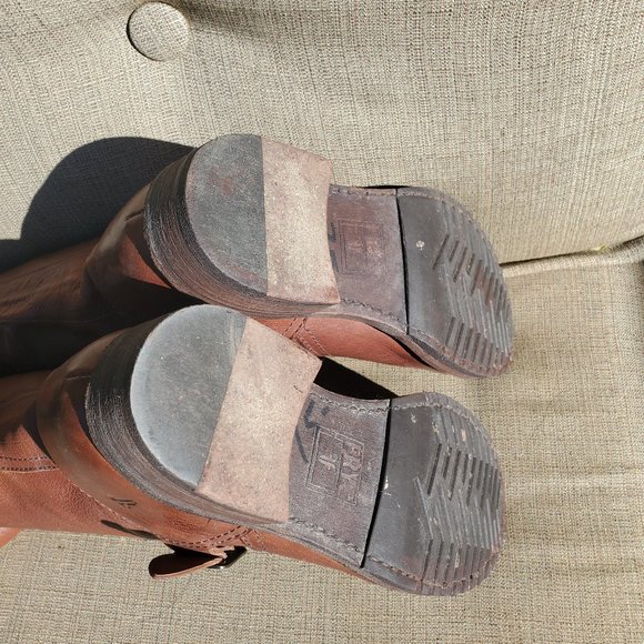 FRYE Boots Size 9.5 - Picture 4 of 5